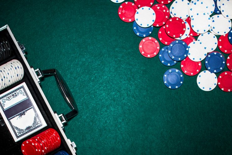 QRIS payment code and digital wallet icons on protogel88 login